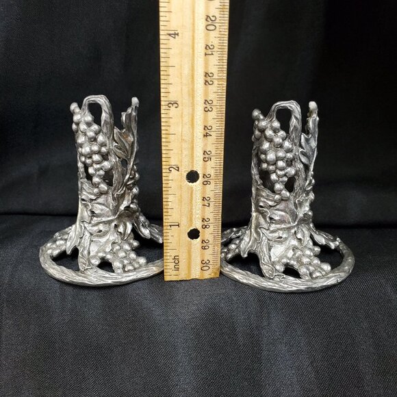 Pair Of 1991 Grape Leaf Seagull Canada Etain Fine Pewter Taper Candle Holders - Picture 6 of 13